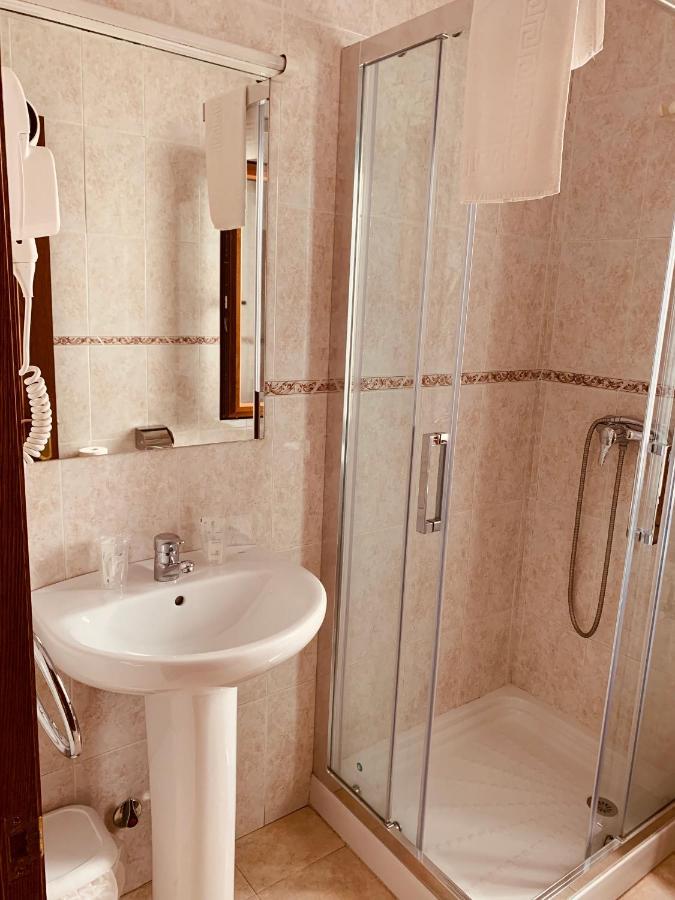 Hostal La Serna Ξενοδοχείο Potes Εξωτερικό φωτογραφία