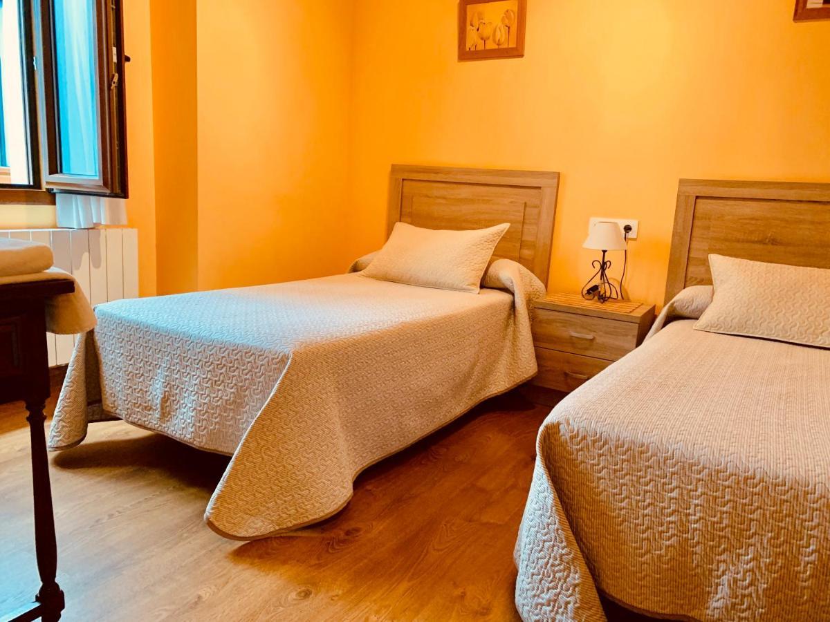 Hostal La Serna Ξενοδοχείο Potes Εξωτερικό φωτογραφία