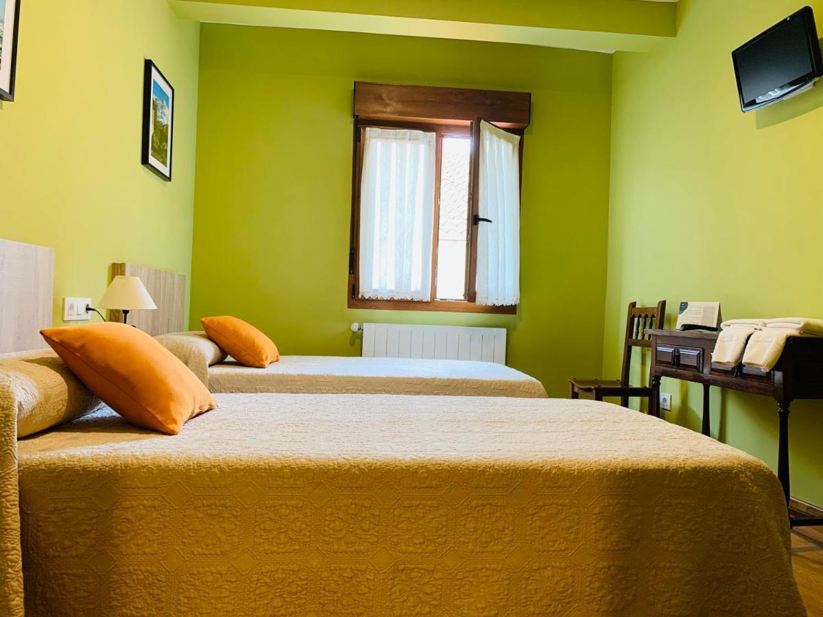 Hostal La Serna Ξενοδοχείο Potes Εξωτερικό φωτογραφία