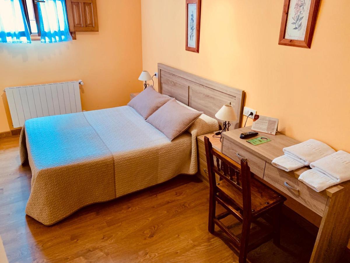 Hostal La Serna Ξενοδοχείο Potes Εξωτερικό φωτογραφία