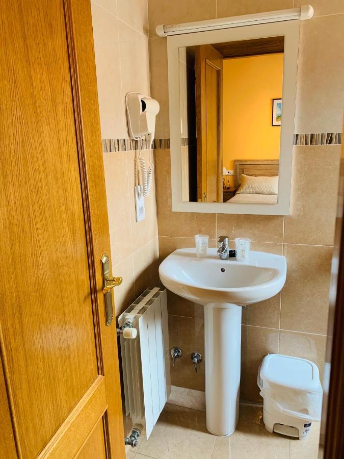 Hostal La Serna Ξενοδοχείο Potes Εξωτερικό φωτογραφία